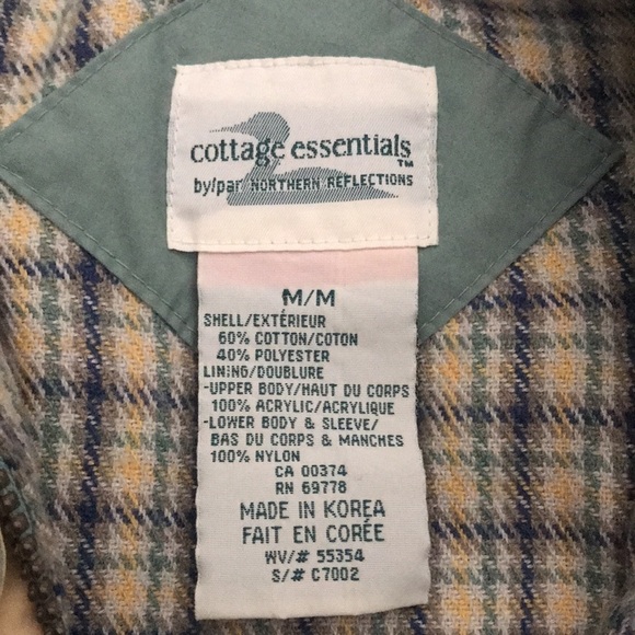 Northern Reflections Cottage Essentials - Picture 4 of 4